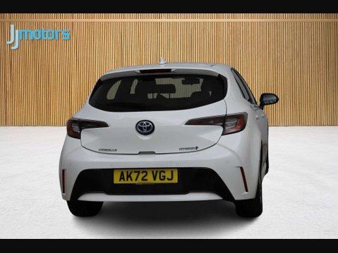 Toyota Corolla 1.8 VVT-h GPF Icon Tech Hatchback 5dr Petrol Hybrid CVT Euro 6 (s/s) (122 p 3