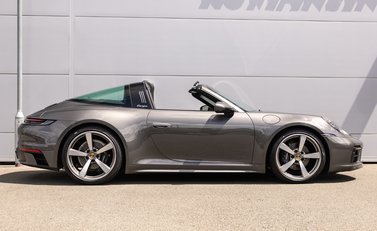 Porsche 911 Targa 4 (992) 3