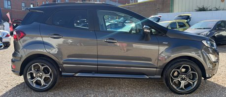 Ford Ecosport ST-LINE. ONLY 50000 MILES..APPLE CAR PLAY.,STUNNING EXAMPLE  1
