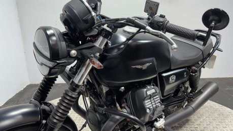 Moto Guzzi V7 853 STONE 2022 PROJECT BIKE SPARES OR REPAIR RETRO ROADSTER 7