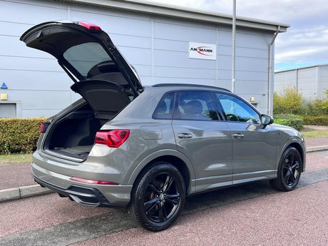 Audi Q3 1.5 TFSI CoD 35 S line S Tronic Euro 6 (s/s) 5dr 39