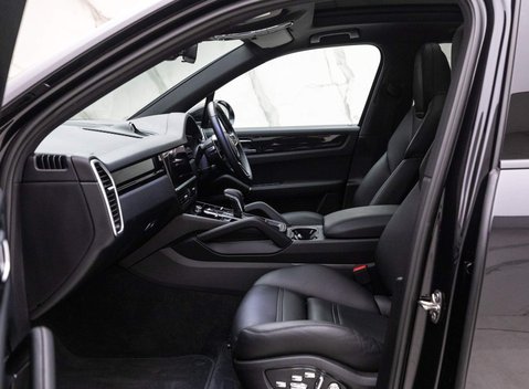 Porsche Cayenne V6 TIPTRONIC 11
