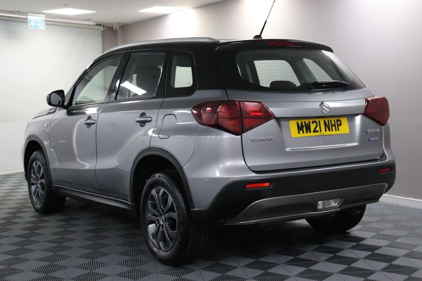 2021 Suzuki Vitara — image 8
