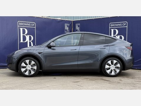 Tesla Model Y SUV 5dr Electric Auto RWD (346 ps) 9