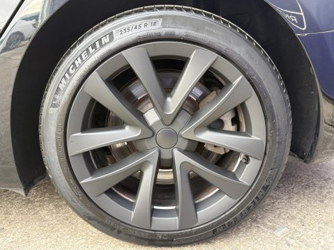 Tesla Model 3 Long Range Saloon 4dr Electric Auto RWD (282 ps) 16