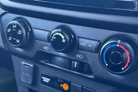 Isuzu D-Max Utility Single Cab 4x4 Pickup 16