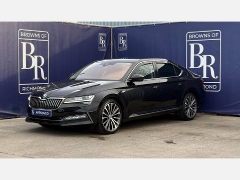 Skoda Superb 2.0 TSI Laurin & Klement Hatchback 5dr Petrol DSG Euro 6 (s/s) (190 ps) 8