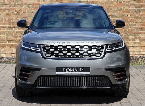 Land Rover Range Rover Velar First Edition D300 25