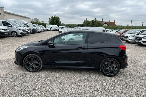 Ford Fiesta SWB L1H1 Low Roof Sport Air Con Alloys EURO 6 NO VAT