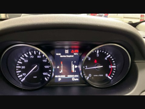Land Rover Discovery Sport 2.0 Discovery Sport HSE TD4 Auto 4WD 5dr 12