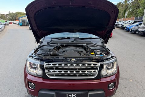 Land Rover Discovery SDV6 SE TECH - 11 SERVICES RECORDED INC CAMBELT CHANGE 52