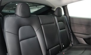 Tesla Model Y LONG RANGE AWD Comfort Suspension GROK AI Panoramic Roof One Owner VATQ 16