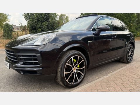 Porsche Cayenne 3.0 Cayenne V6 E-Hybrid Auto 4WD 5dr 3