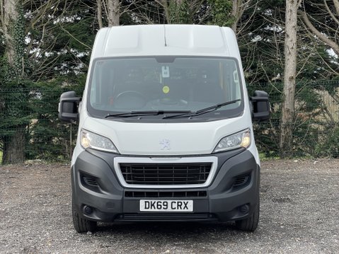 Peugeot Boxer BLUE HDI 335 L3H2 17 seat NON-D1 Minibus with ramps, sensors. ULEZ 10