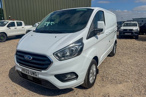Ford Transit Custom SWB L1H1 Low Roof Limited 300 Air Con Cruise Sensors EURO 6