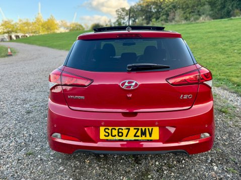 Hyundai i20 MPI PREMIUM SE NAV 71