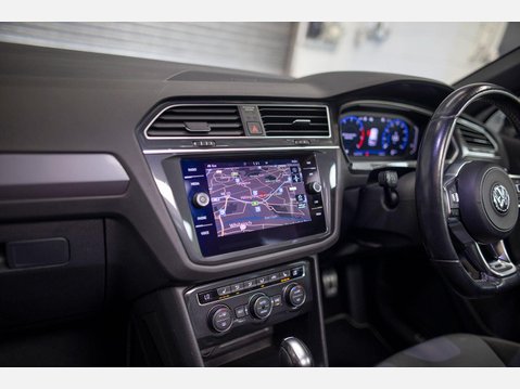 Volkswagen Tiguan 1.5 TSI EVO R-Line Tech DSG Euro 6 (s/s) 5dr 62