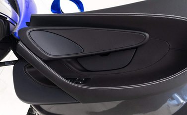 McLaren 570S V8 SSG 16