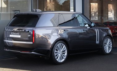 Land Rover Range Rover P530 FIRST EDITION 4