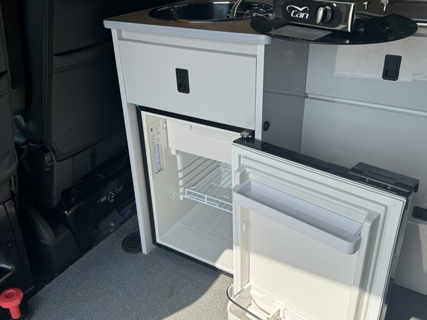 Volkswagen Transporter Camper | Pop Top | AUTO | 4 Berth | Kitchen | Solar | NO VAT | Euro 6 14