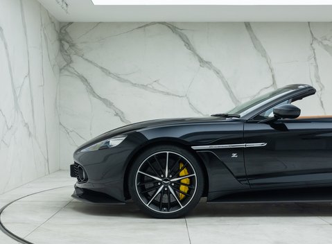 Aston Martin Vanquish ZAGATO SPEEDSTER 45