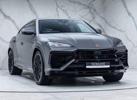 Lamborghini Urus SE 9