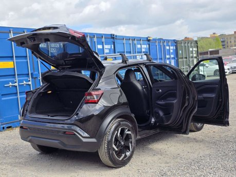 Nissan Juke 1.6 N-Connecta SUV 5dr Petrol Hybrid Auto Euro 6 (143 ps) 14