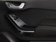 Ford Fiesta TITANIUM 28