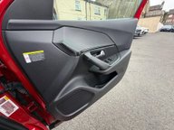Peugeot e-2008 GT PREMIUM 15