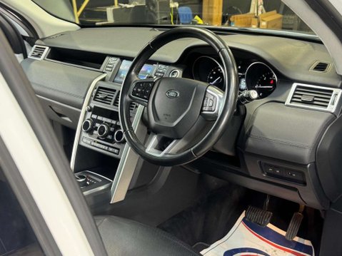 Land Rover Discovery Sport 2.0 Discovery Sport HSE SD4 Auto 4WD 5dr 82