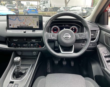 Nissan Qashqai 1.3 Qashqai N-Connecta DiG-T MHEV 5dr 18