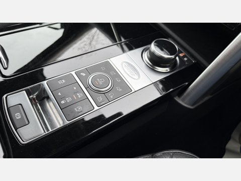 Land Rover Discovery SDV6 HSE LUXURY 59