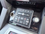 Land Rover Discovery 3.0 SDV6 XS 21