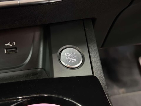 Audi A4 2.0 TDI 35 Black Edition Saloon 4dr Diesel S Tronic Euro 6 (s/s) (163 ps) 50