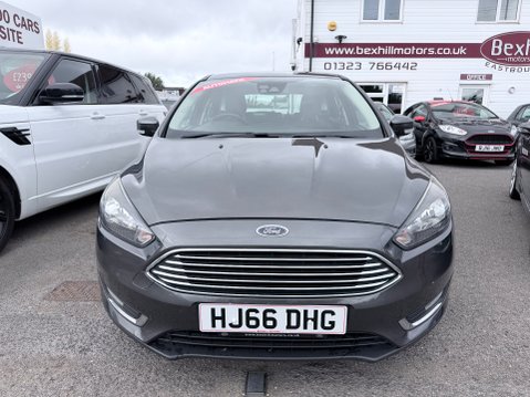 Ford Focus 1.0 TITANIUM 3