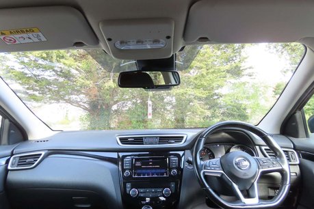 Nissan Qashqai 1.3 DIG-T N-Connecta DCT Auto Euro 6 (s/s) 5dr 7