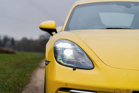 Porsche 718 Cayman GTS 21