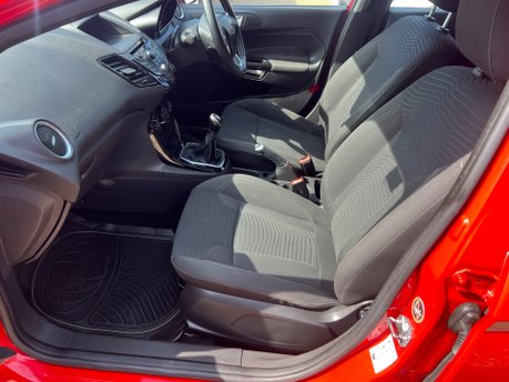 Ford Fiesta ZETEC 4