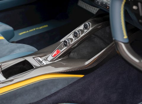 Ferrari 812 Superfast 22