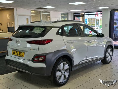 Hyundai KONA 39kWh SE Auto 5dr (10.5kW Charger) 4