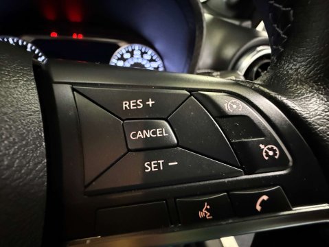 Nissan Juke 1.0 Juke N-Connecta DiG-T 5dr 20