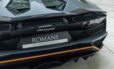 Lamborghini Aventador S LP 740-4 ROADSTER 29