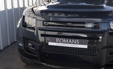 Land Rover Defender 110 V8 25