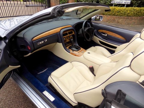 Aston Martin DB7 VANTAGE VOLANTE V12 AUTOMATIC 10