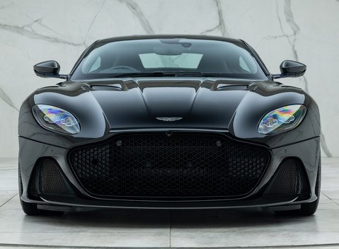 Aston Martin DBS Superleggera 4