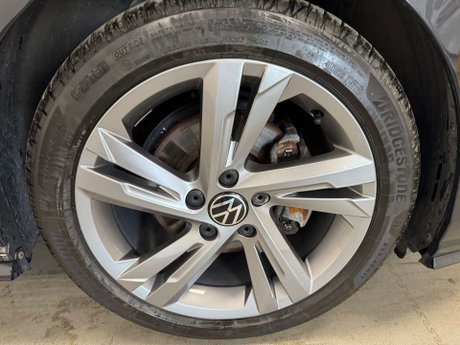 Volkswagen Golf 1.5 Golf R-Line TSi 5dr 11