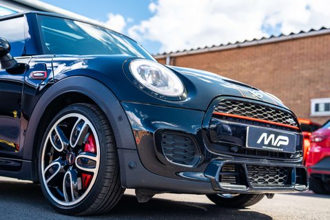 Mini Hatch 2.0 John Cooper Works Auto 3dr 22