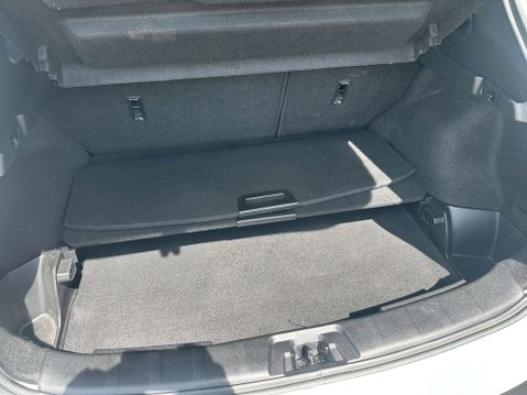 Nissan Qashqai 1.5 Qashqai N-Connecta dCi 5dr 27