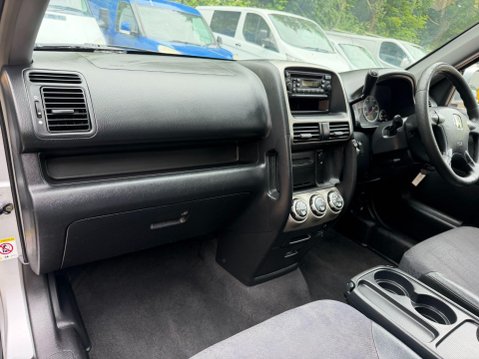 Honda CR-V 2.0 i-VTEC SE Sport SUV 5dr Petrol Automatic (220 g/km, 148 bhp) 32