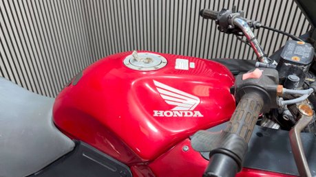 Honda NT650V Deauville 2001 24K SPARES OR REPAIR PROJECT TOURER BIKE 650CC 9